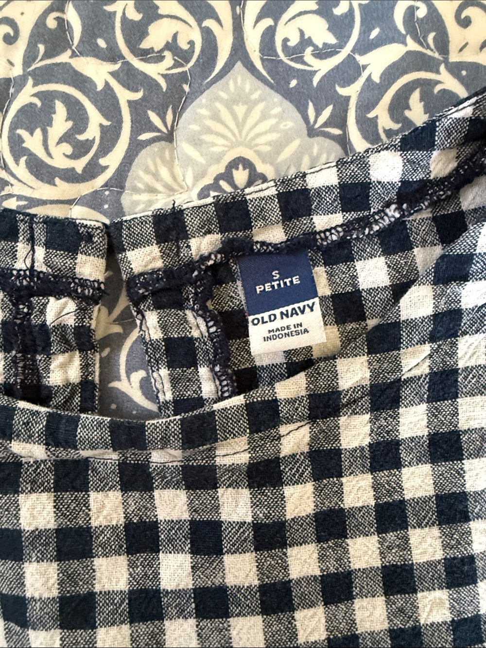 Old Navy Navy and White Gingham Sleeveless Shift Dress - Picture 3 of 3